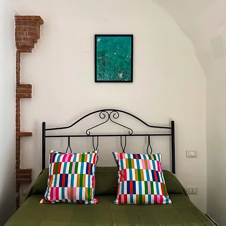 Alojamento de Acomodação e Pequeno-almoço Casa Petra Itri