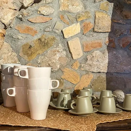 Alojamento de Acomodação e Pequeno-almoço Casa Petra Itri